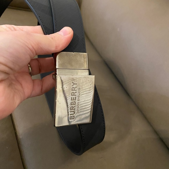 NWD Burberry Plaque Buckle London Check Belt 34/85 Dark Charcoal/Black Read Desc - Picture 4 of 9